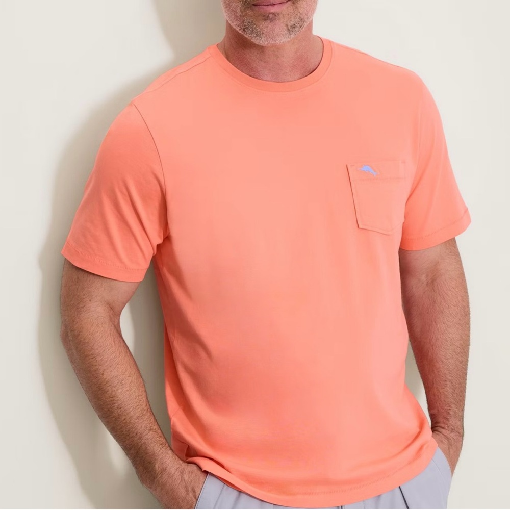 Tommy Bahama  Bali Skyline T-Shirt Size XL 
(Big and Tall Fit)